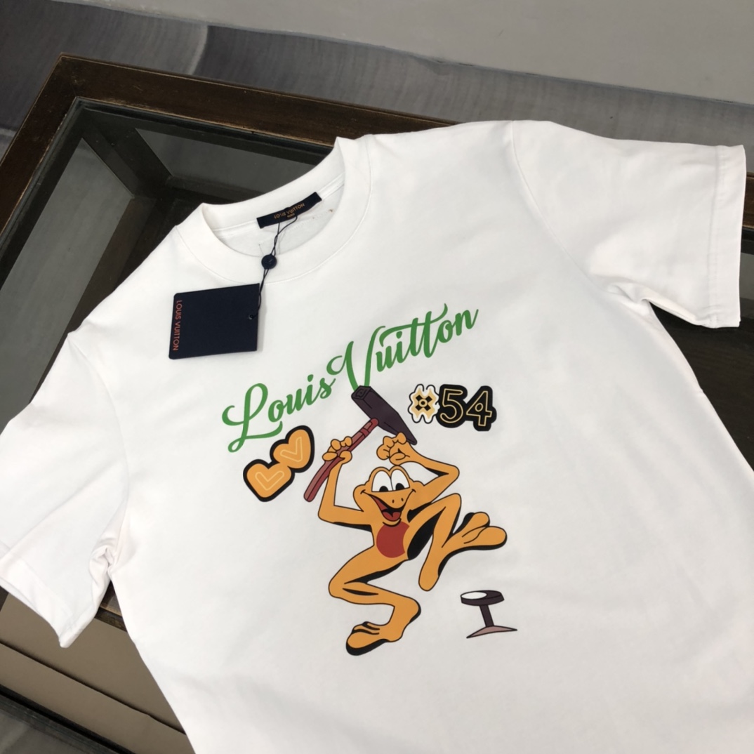 【LOUIS VUITTON】ルイヴィトン 半袖Tシャツ 男女兼用、ご好評に付き再入荷！