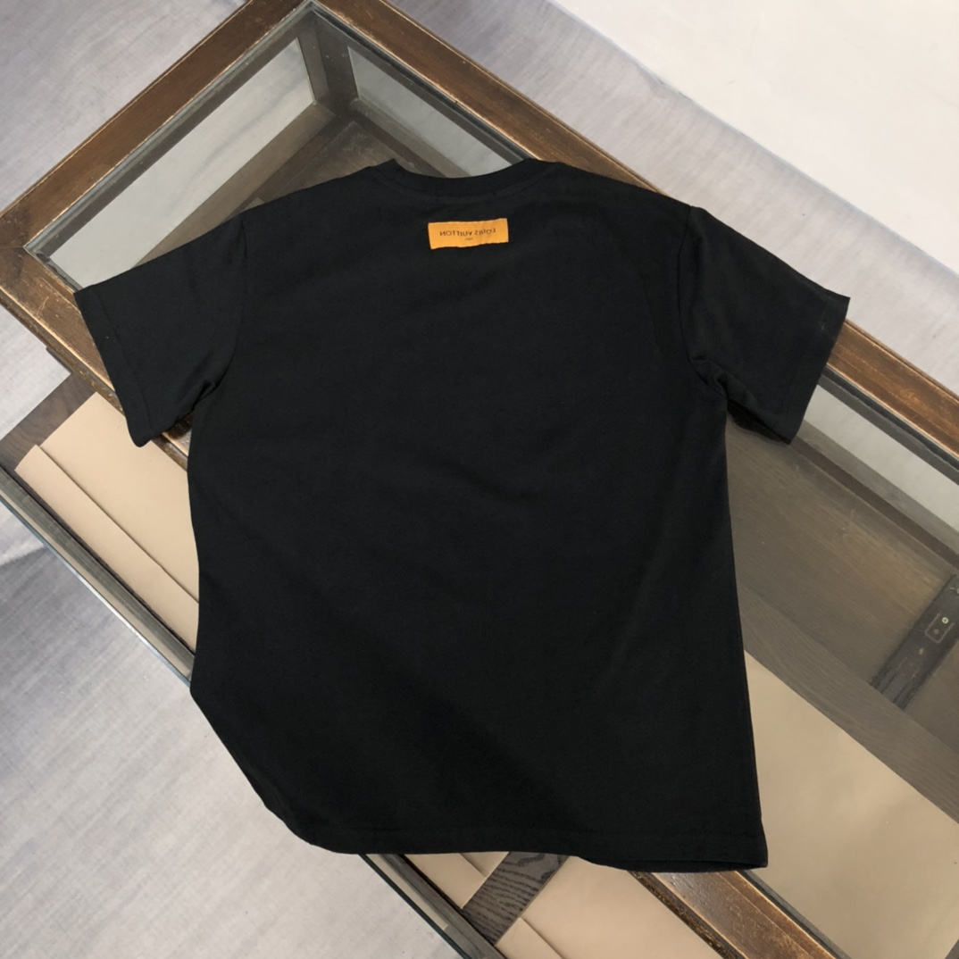【LOUIS VUITTON】ルイヴィトン 半袖Tシャツ 男女兼用、ご好評に付き再入荷！
