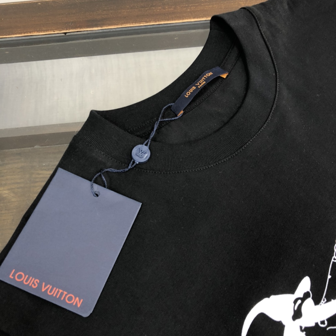 【LOUIS VUITTON】ルイヴィトン 半袖Tシャツ 男女兼用、ご好評に付き再入荷！