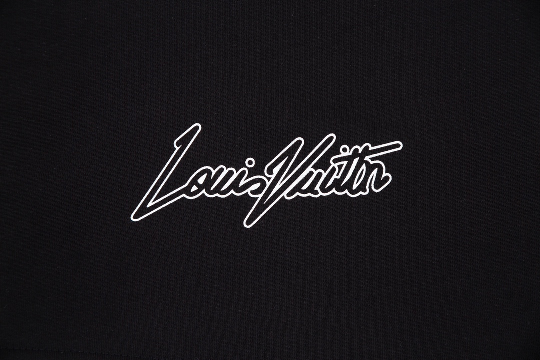 【LOUIS VUITTON旗艦店】ルイヴィトン 半袖Tシャツ ご好評に付き再入荷！