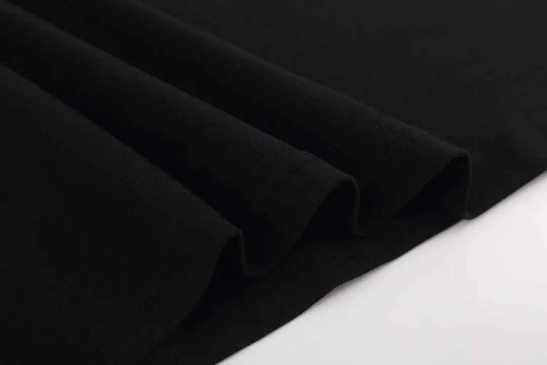【LOEWE 公式旗艦店】ロエベ Tシャツ ご好評に付き再入荷！