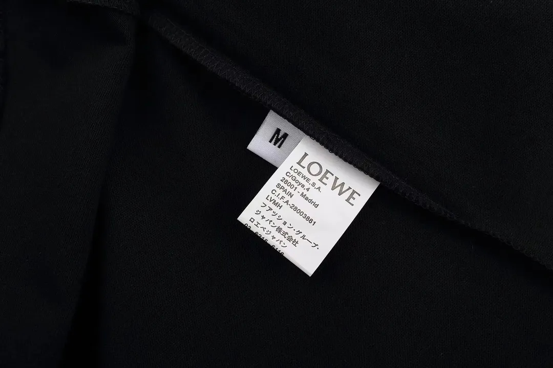 【LOEWE 公式旗艦店】ロエベ Tシャツ ご好評に付き再入荷！