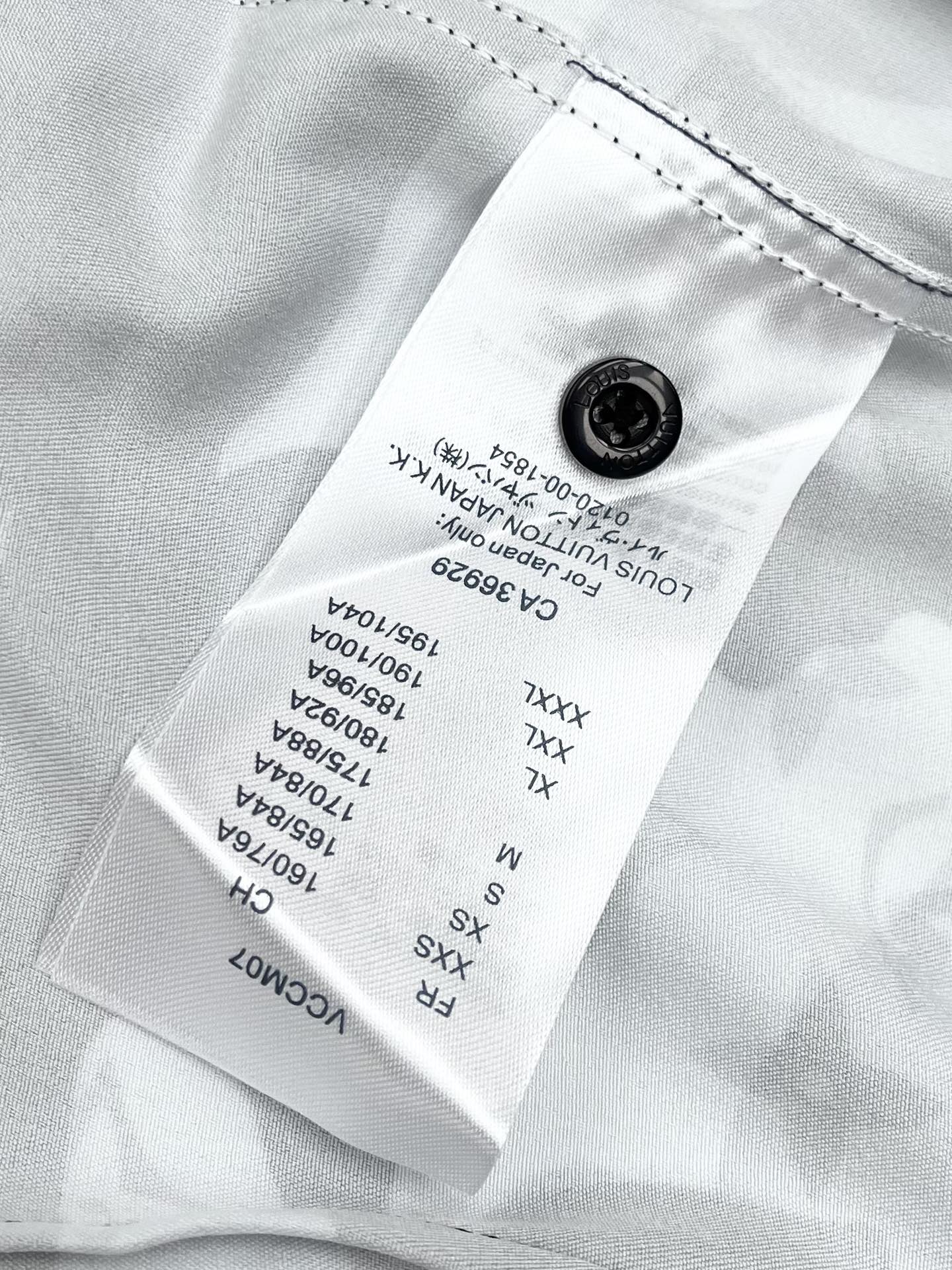 【Louis Vuitton 】（ルイヴィトン）長袖シャツ、ご好評に付き再入荷！