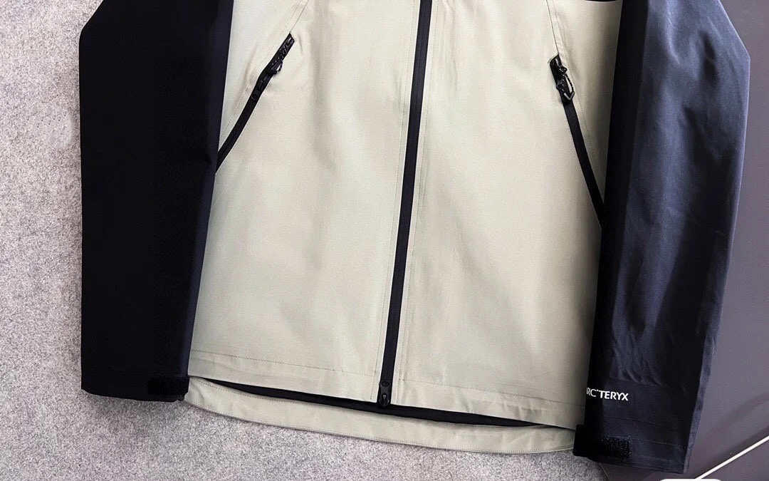 【ARC'TERYX旗艦店】アウトドアジャケット ご好評に付き再入荷！