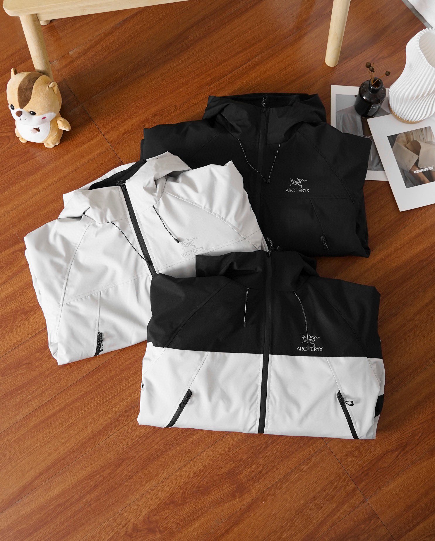 【ARC'TERYX旗艦店】SOLANOHOODY ジャケット ご好評に付き再入荷！