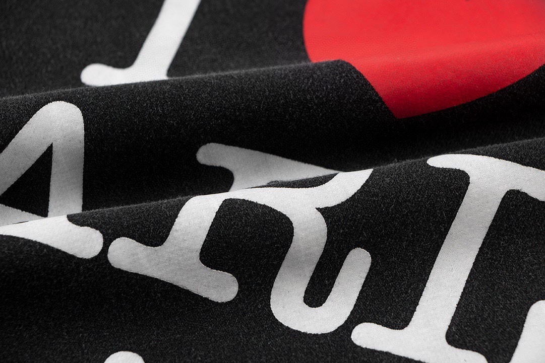 【BALENCIAGA】バレンシアガ パーカー 男女兼用 ご好評に付き再入荷！