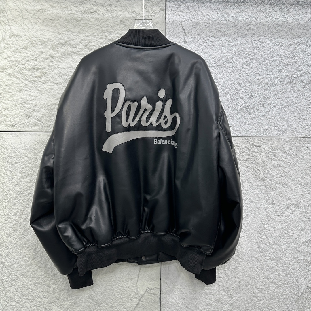 【BALENCIAGA旗艦店】バレンシアガ 革ジャケット、ご好評に付き再入荷！