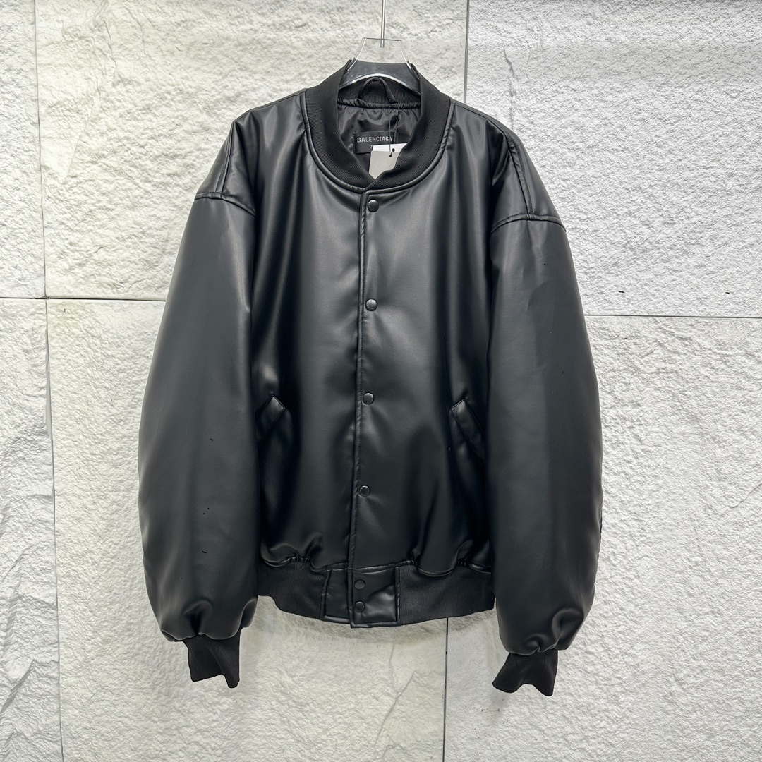 【BALENCIAGA旗艦店】バレンシアガ 革ジャケット、ご好評に付き再入荷！