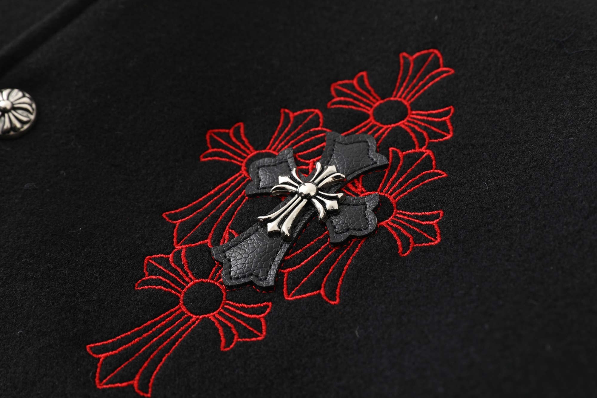 【CHROME HEARTS旗艦店】クロムハーツ ジャケット ご好評に付き再入荷！