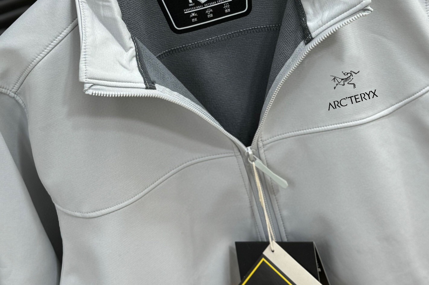 【ARC'TERYX旗艦店】アウトドアジャケット ご好評に付き再入荷！