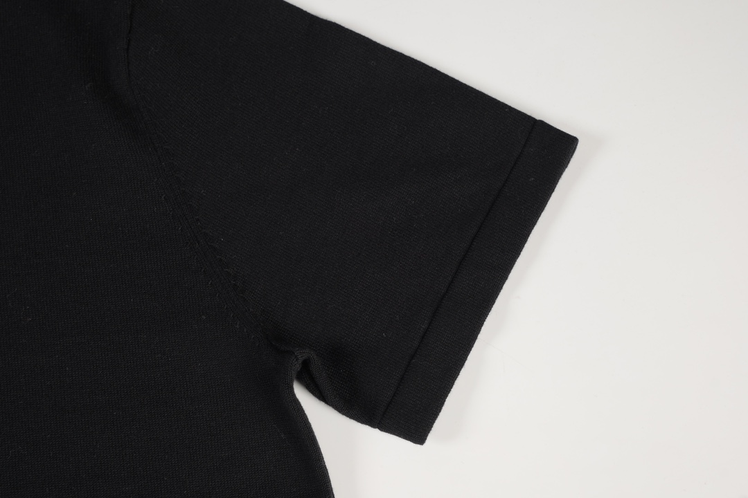 【LOUIS VUITTON】ルイヴィトン 半袖Tシャツ 男女兼用、ご好評に付き再入荷！