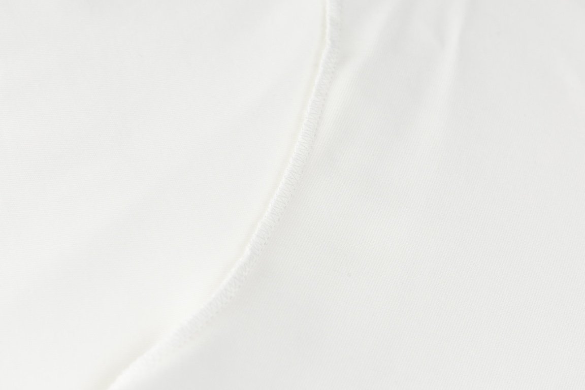 【LOUIS VUITTON】ルイヴィトン 半袖Tシャツ 男女兼用、ご好評に付き再入荷！