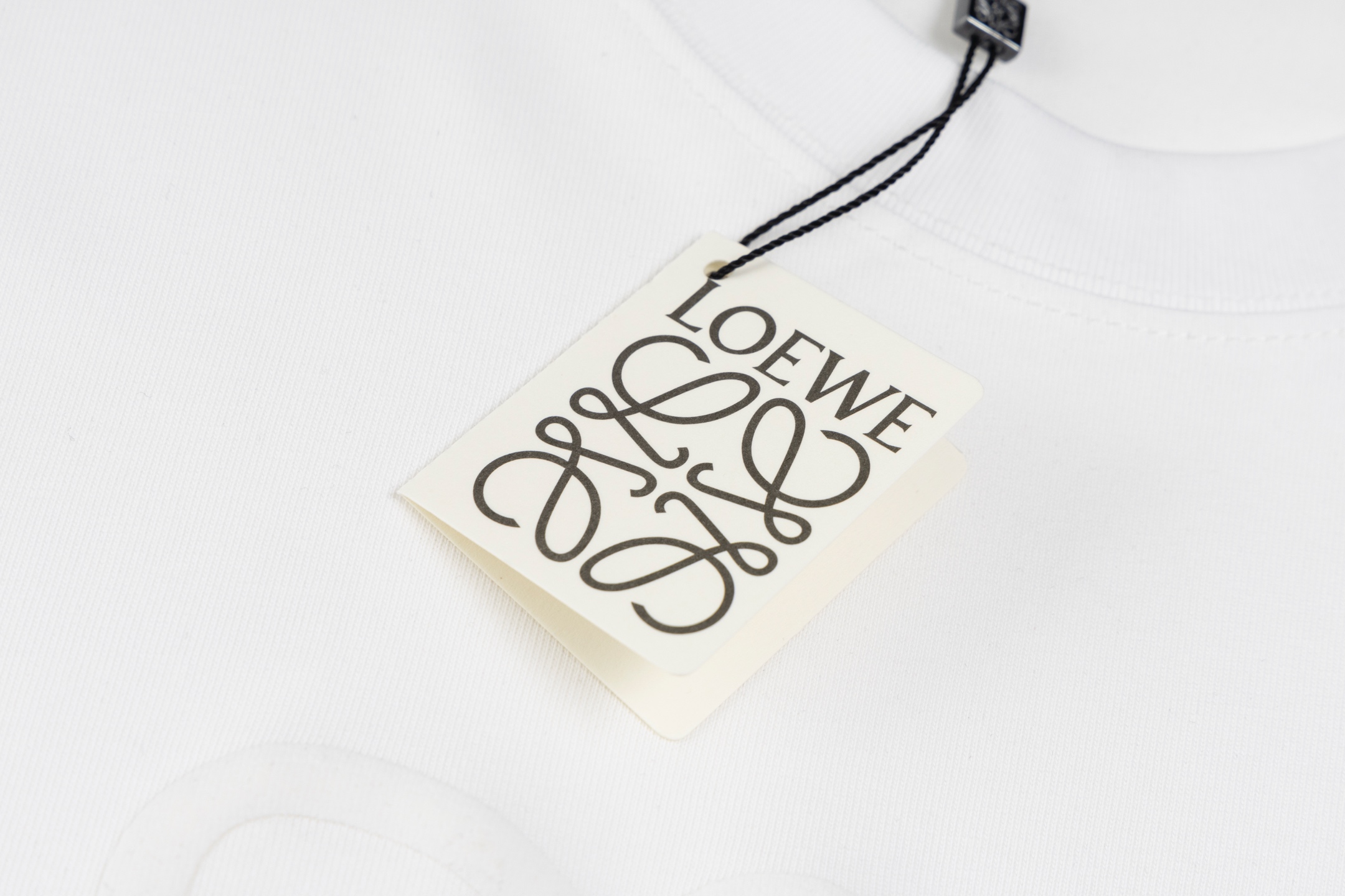 【LOEWE 公式旗艦店】（ロエベ）半袖Tシャツ、ご好評に付き再入荷！