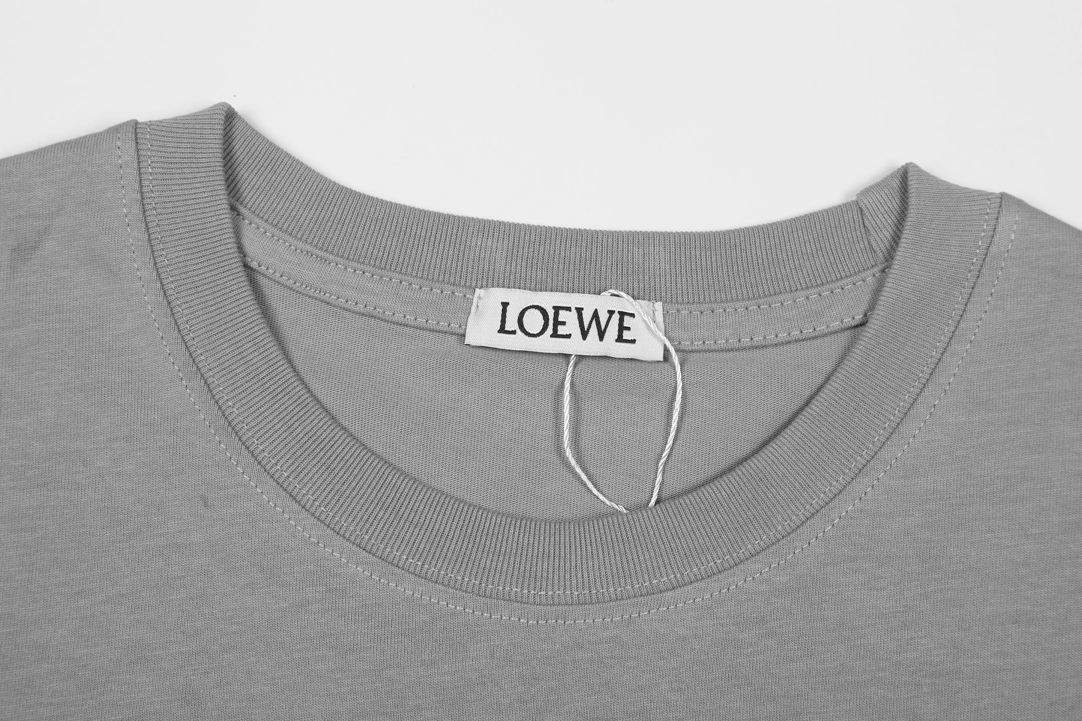 【LOEWE 公式旗艦店】（ロエベ）半袖Tシャツ、ご好評に付き再入荷！