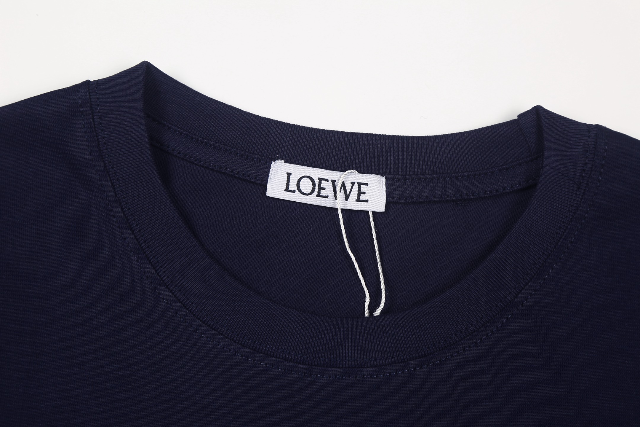 【LOEWE 公式旗艦店】（ロエベ）半袖Tシャツ、ご好評に付き再入荷！