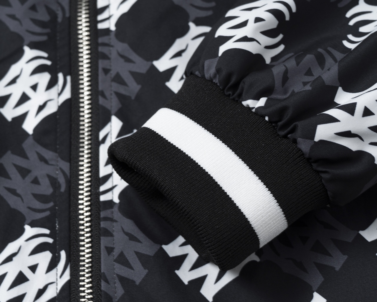 【AMIRI旗艦店】秋冬の新作ジャケット 、ご好評に付き再入荷！