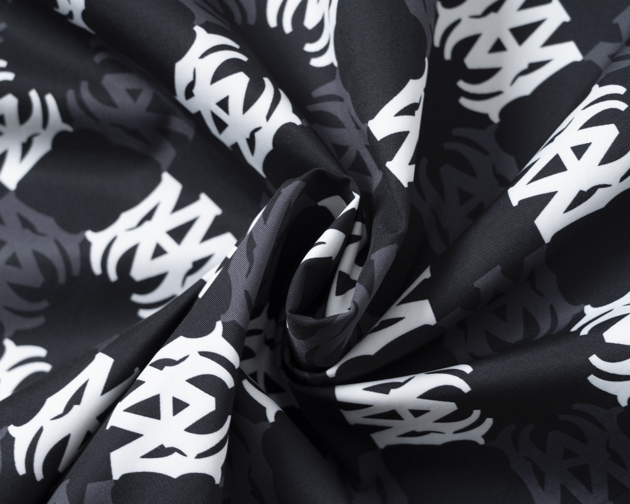 【AMIRI旗艦店】秋冬の新作ジャケット 、ご好評に付き再入荷！