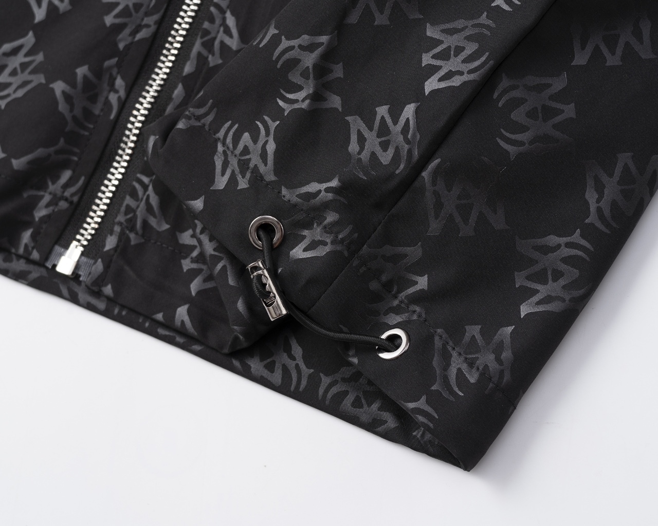 【AMIRI旗艦店】秋冬の新作ジャケット 、ご好評に付き再入荷！