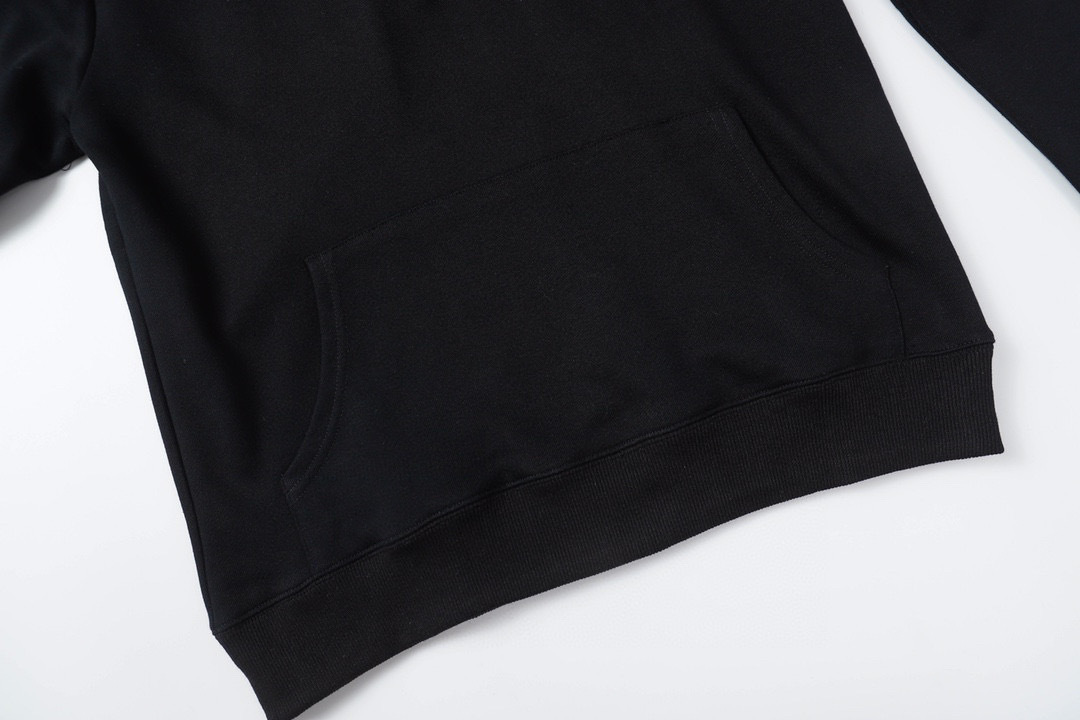 【CHROME HEARTS】クロムハーツ パーカー 男女兼用、ご好評に付き再入荷！