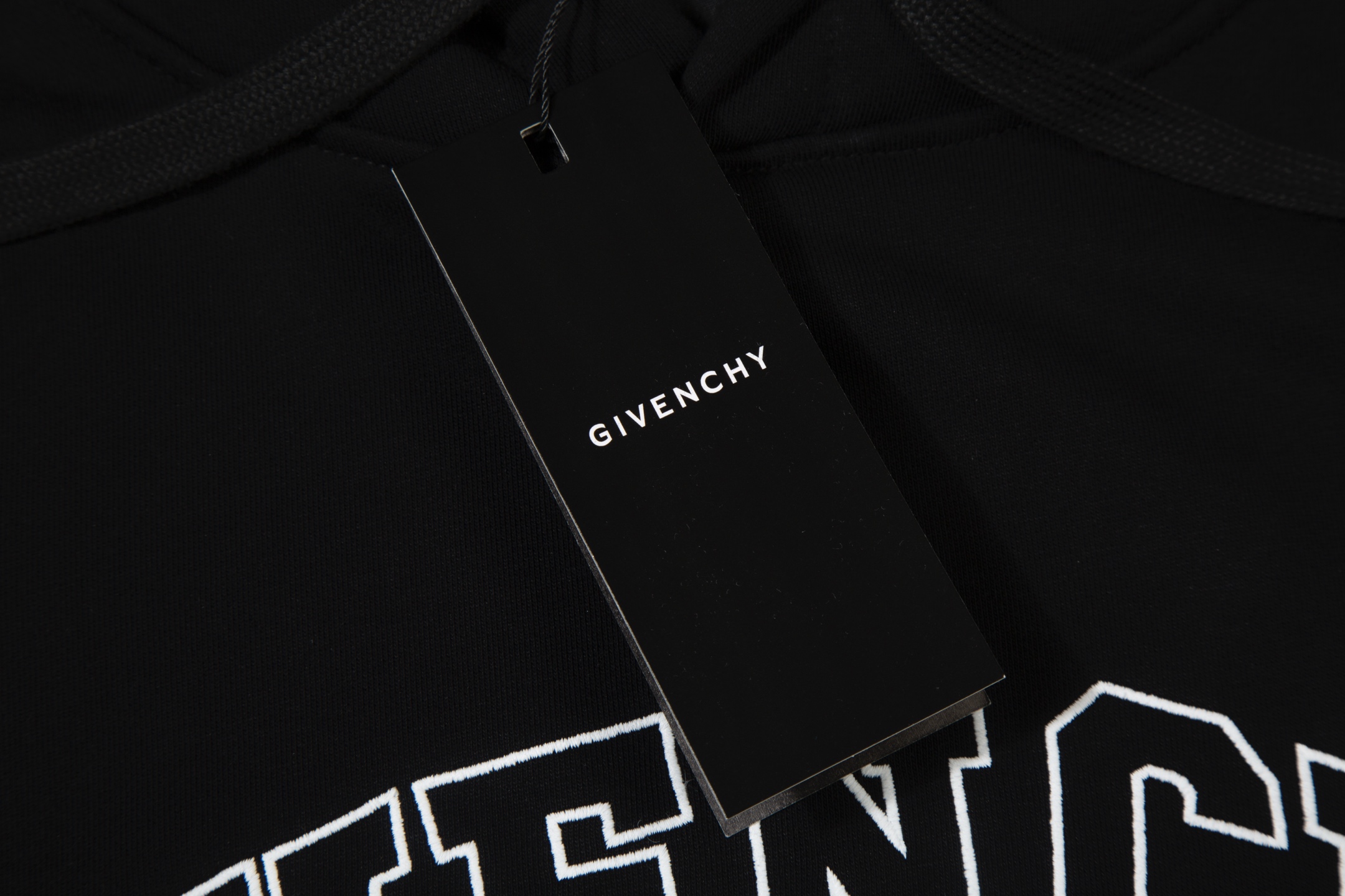 【GIVENCHY】刺繍パーカー