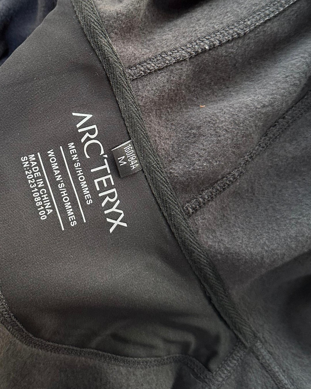 【ARC'TERYX旗艦店】COVERT ジャケット ご好評に付き再入荷！