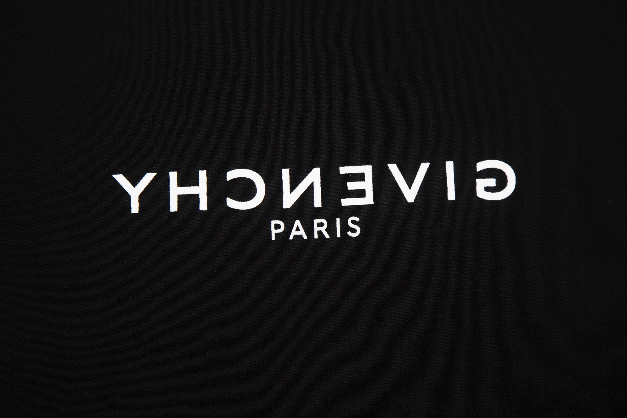 【GIVENCHY】プリントパーカー