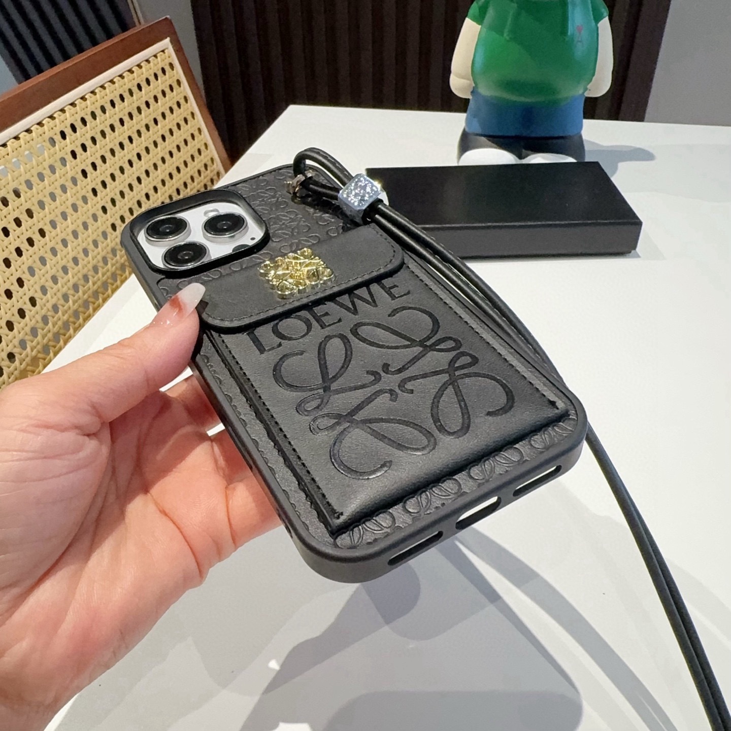 LOEWE ロエベ スマホケース iPhoneシリーズに適しています