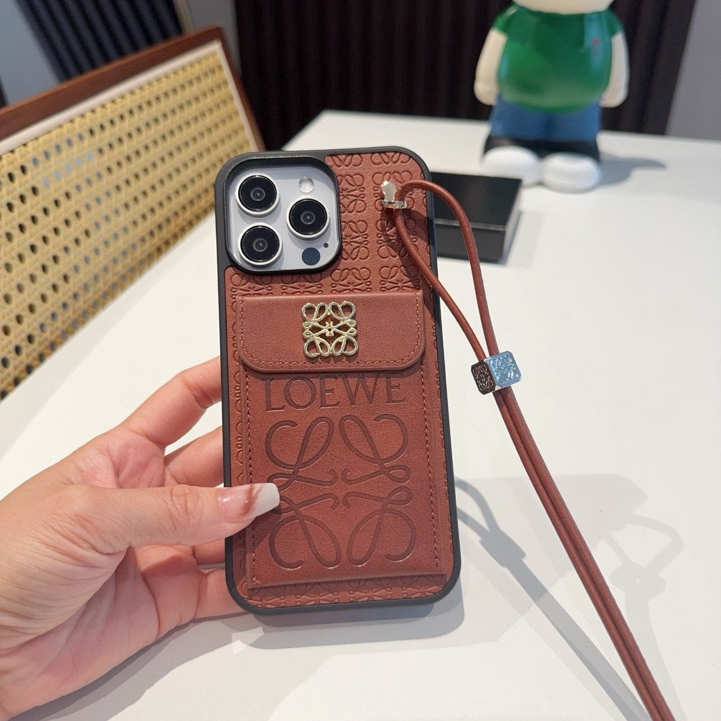 LOEWE ロエベ スマホケース iPhoneシリーズに適しています