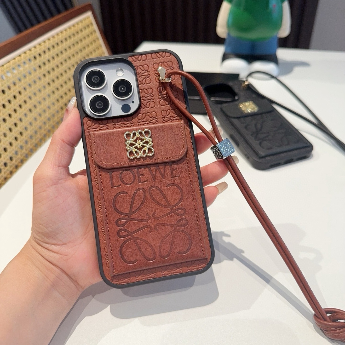 LOEWE ロエベ スマホケース iPhoneシリーズに適しています