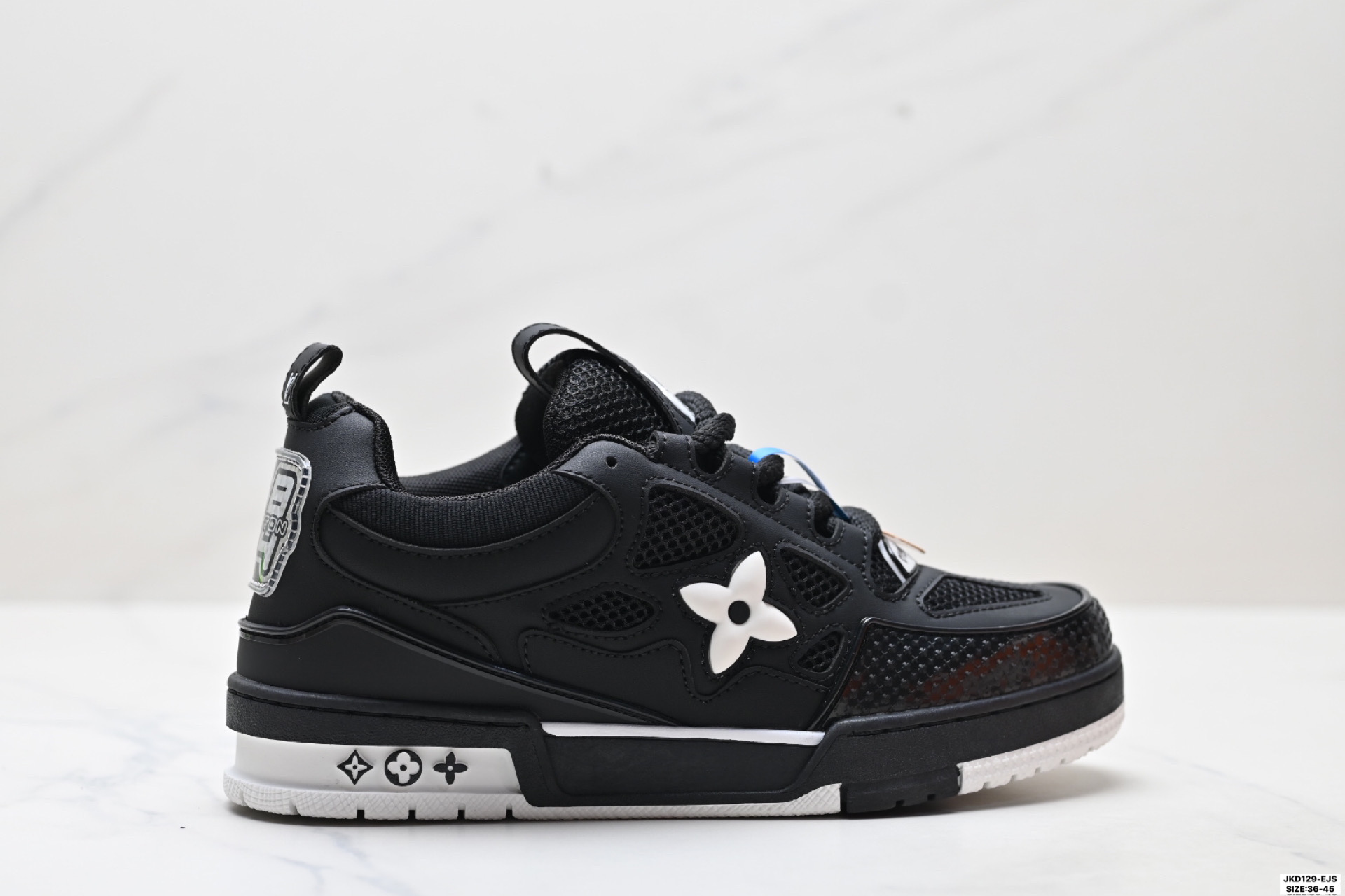 LOUIS VUITTON ルイヴィトン LV Trainer Sneaker Low スニーカー