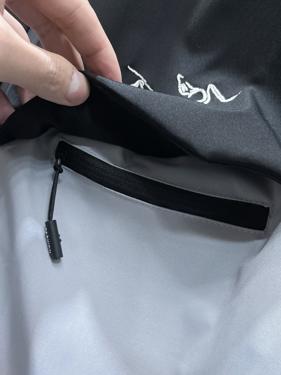 【ARC'TERYX旗艦店】ジャケット 男女兼用 ご好評に付き再入荷！