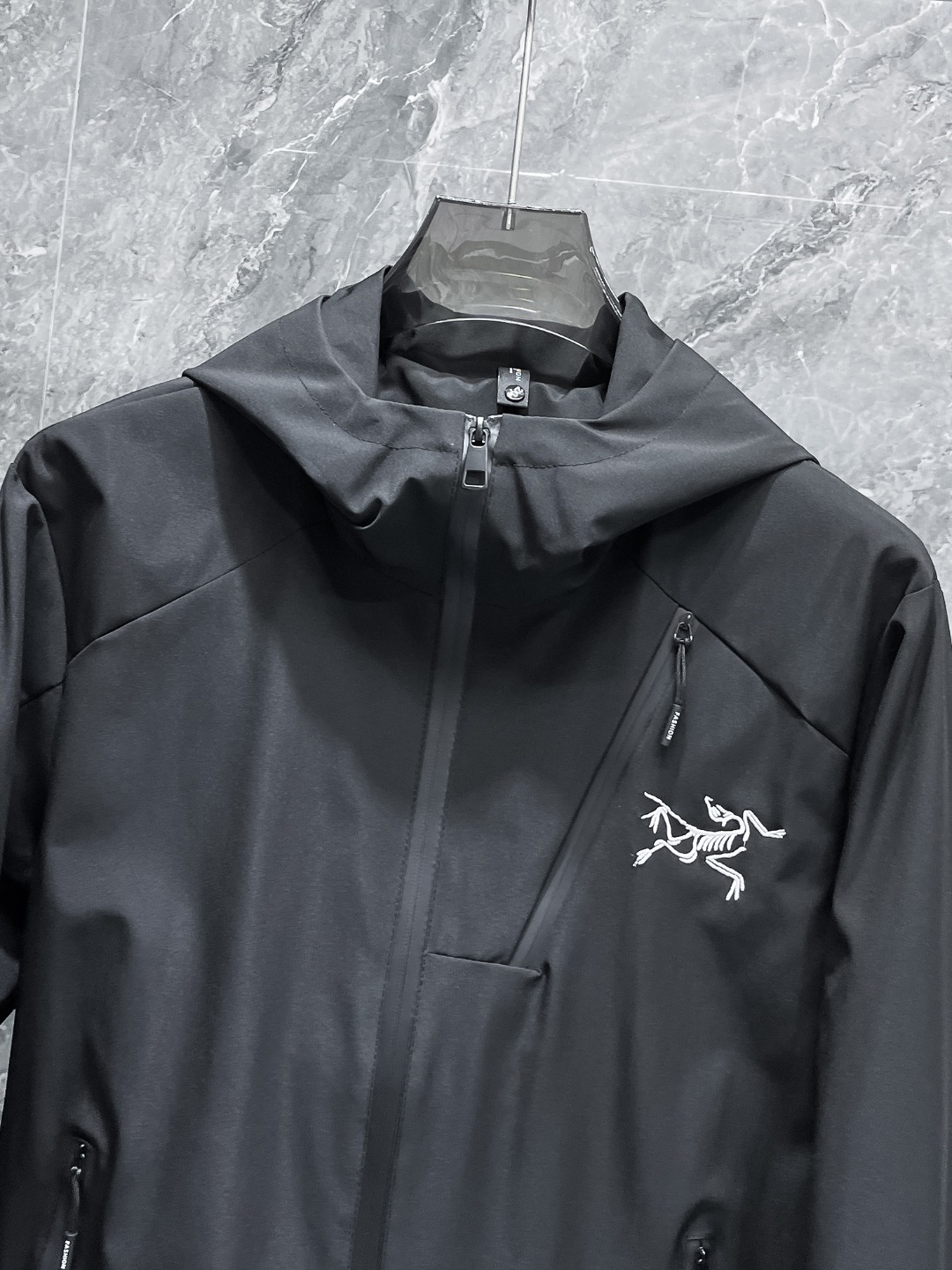 【ARC'TERYX旗艦店】ジャケット 男女兼用 ご好評に付き再入荷！