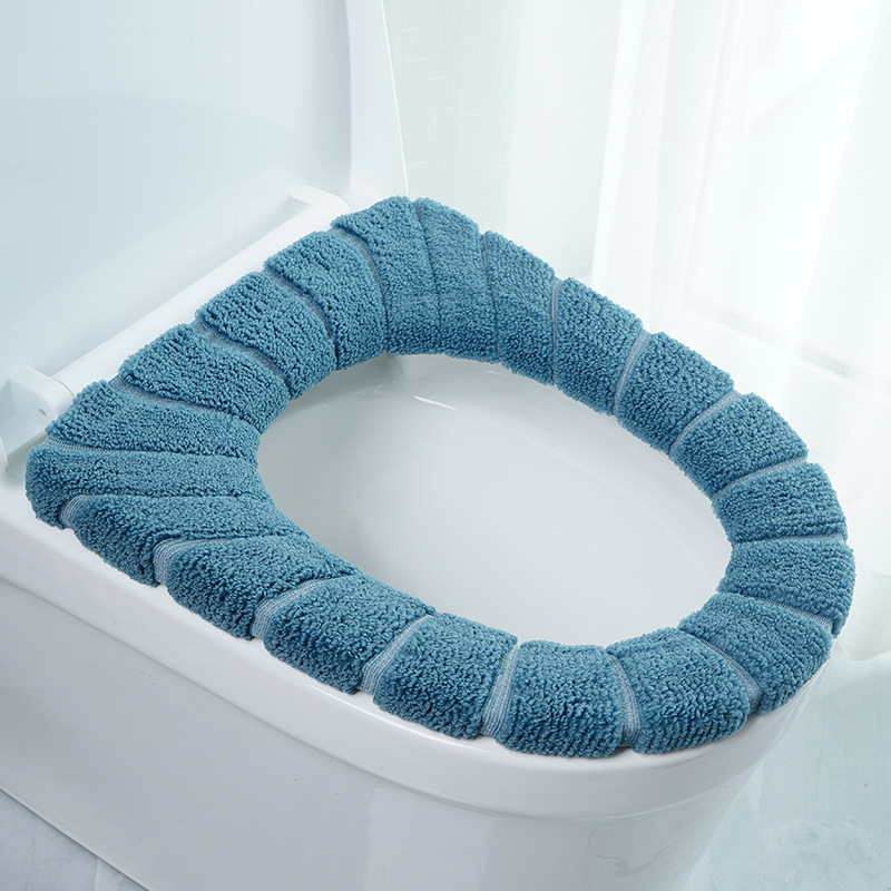 Plush knitted toilet seat cover
