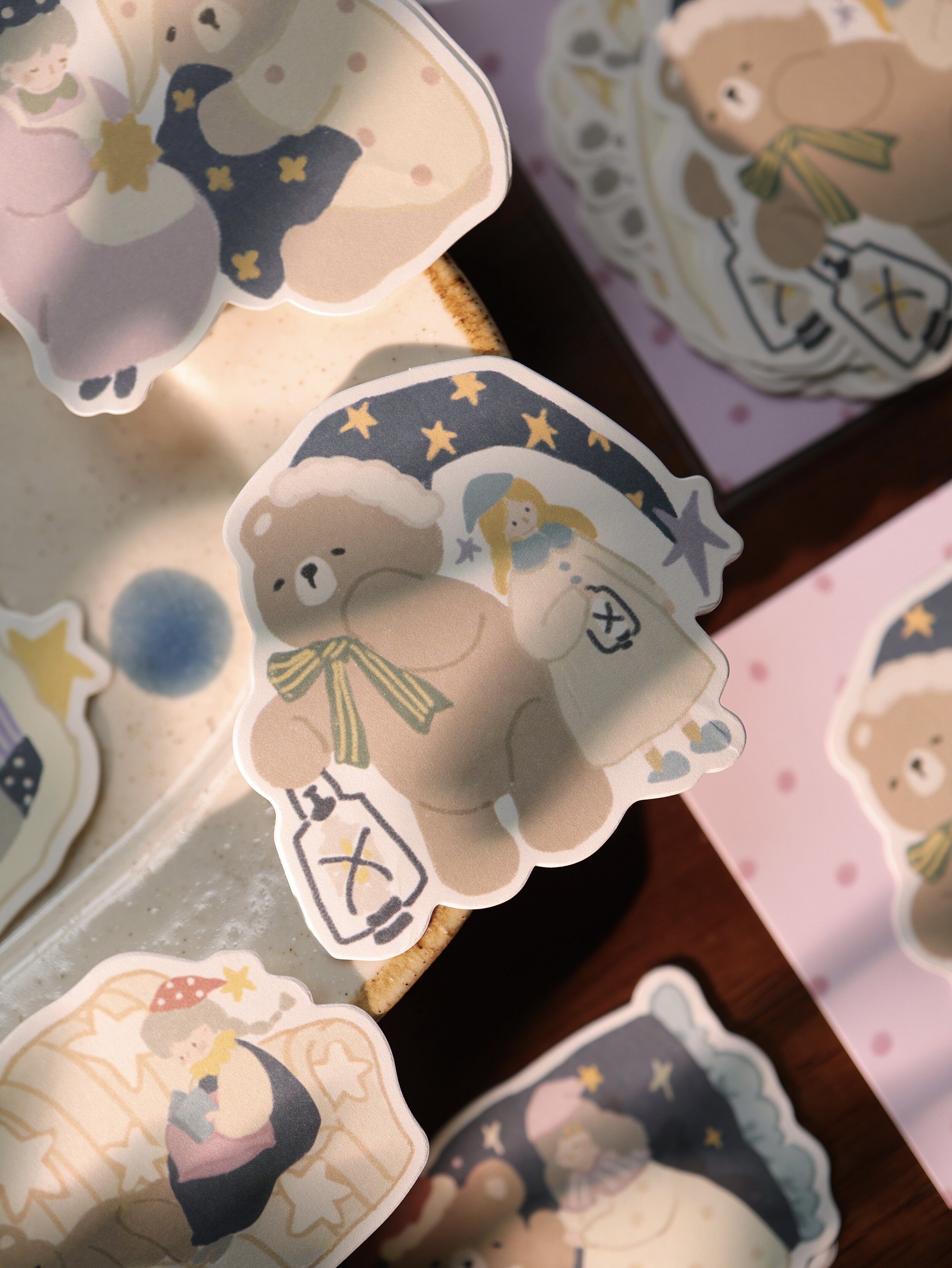 Yier- Paper Notes - Bear and Girl