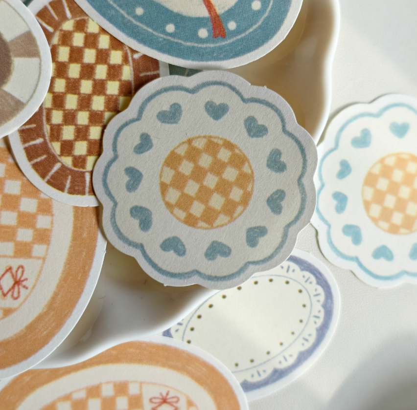 Yier Creative Studio - Paper - Dinner Plate