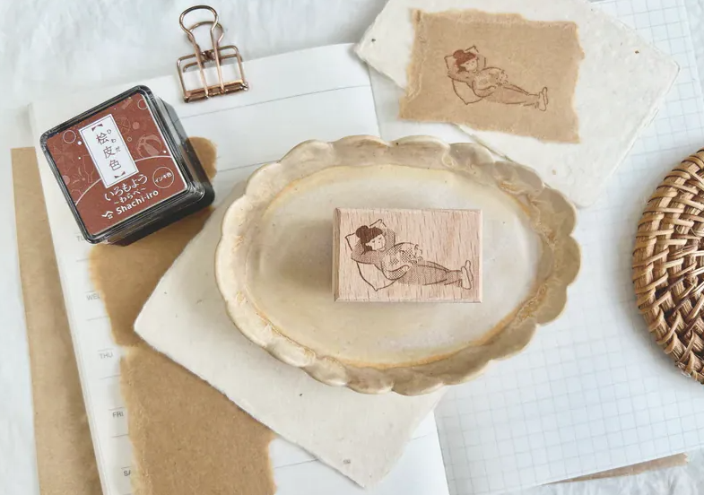 Paper goods by Dorie  - Stamp - Miss Ng Yuk Cat Sleeps on Belly