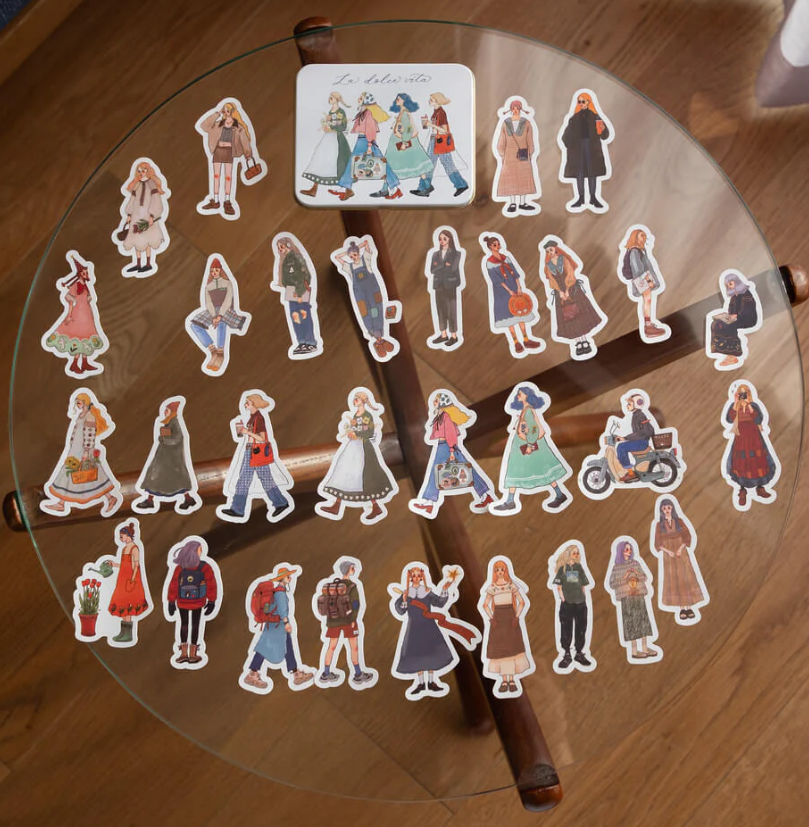 La Dolce Vita - Sticker - We move forward happily tin box sticker set