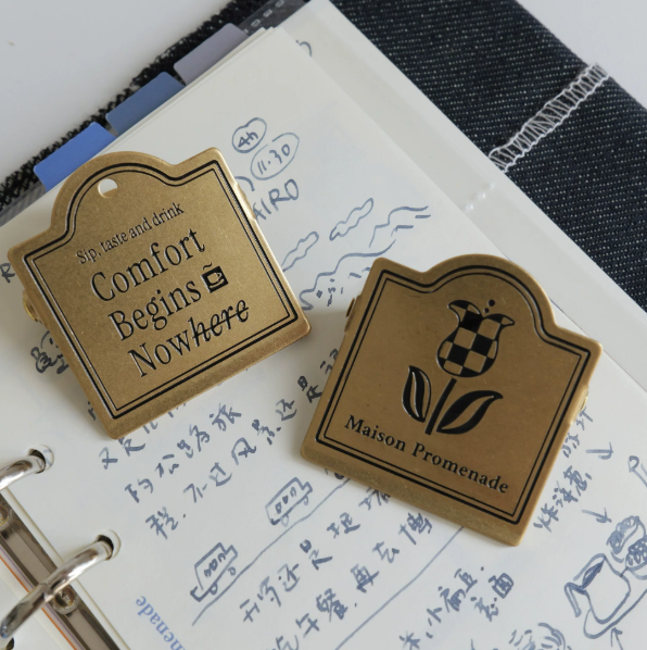 Maison Promenade - Vintage Brass Clip