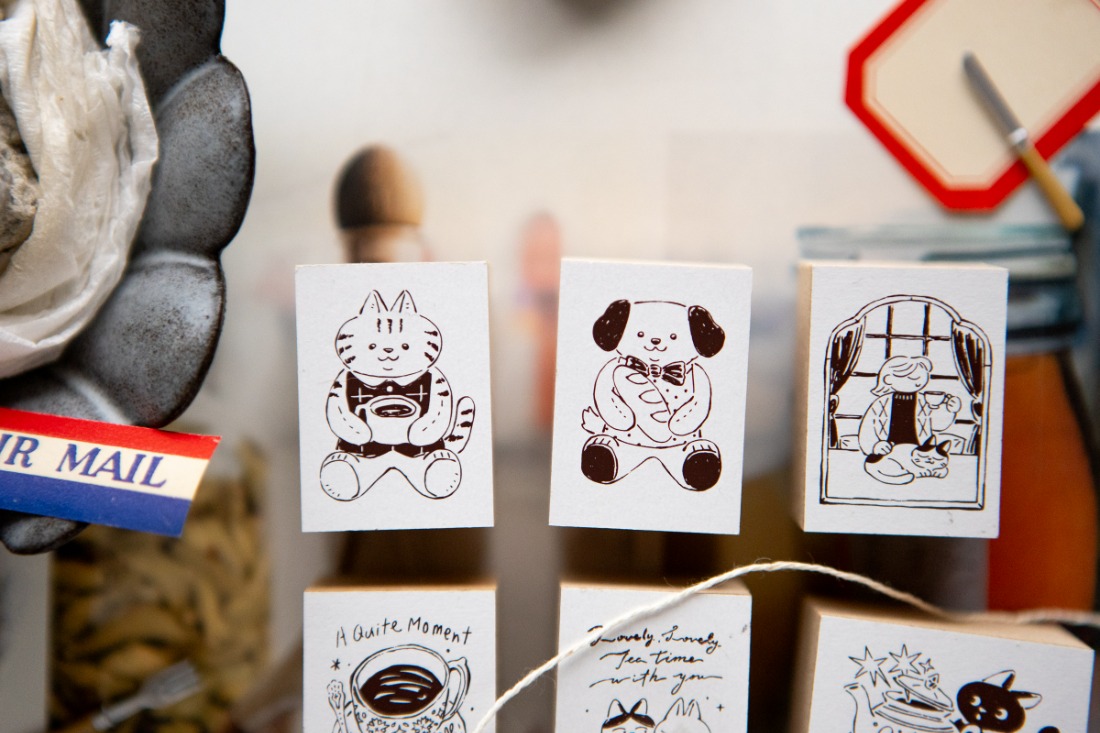 Ours - Stamp - The Gift" Series - Tea Room 