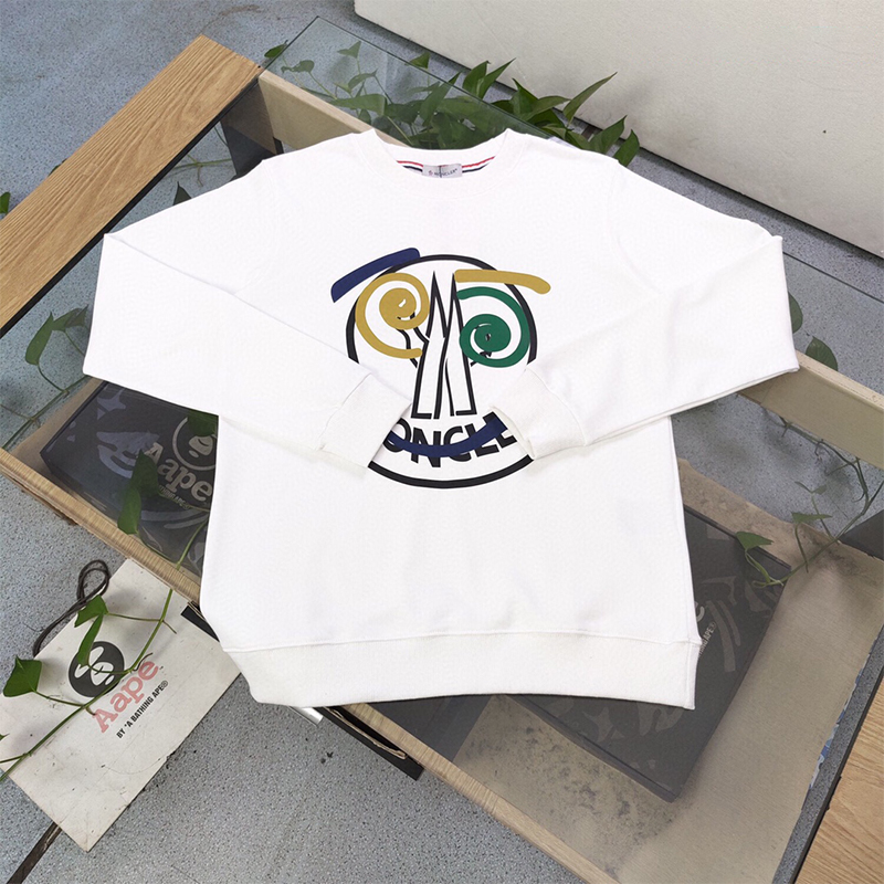 【MONCLER旗艦店】（モンクレール）長袖 ご好評に付き再入荷！