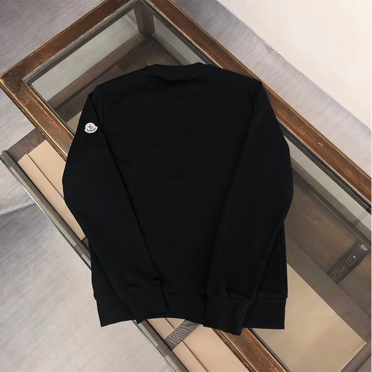 【MONCLER旗艦店】（モンクレール）長袖 ご好評に付き再入荷！