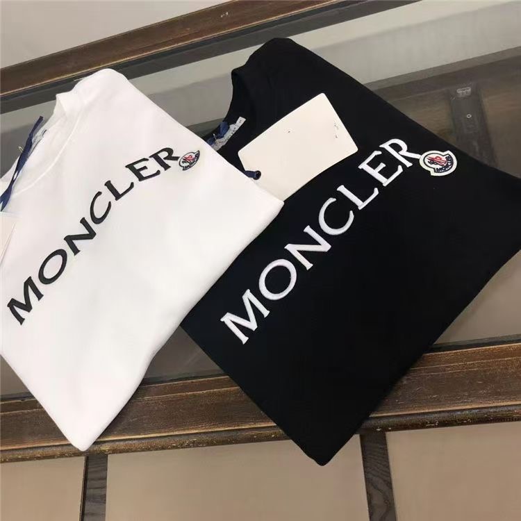 【MONCLER旗艦店】（モンクレール）長袖 ご好評に付き再入荷！