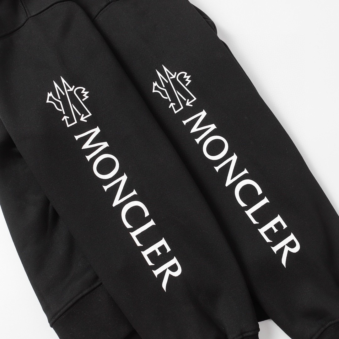 【MONCLER旗艦店】モンクレール 長袖 男女兼用 ご好評に付き再入荷！