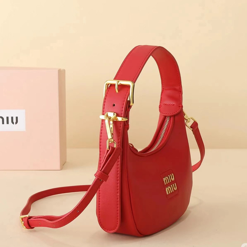 MIUMIU/ミュウミュウ レザー ホーボーバッグ