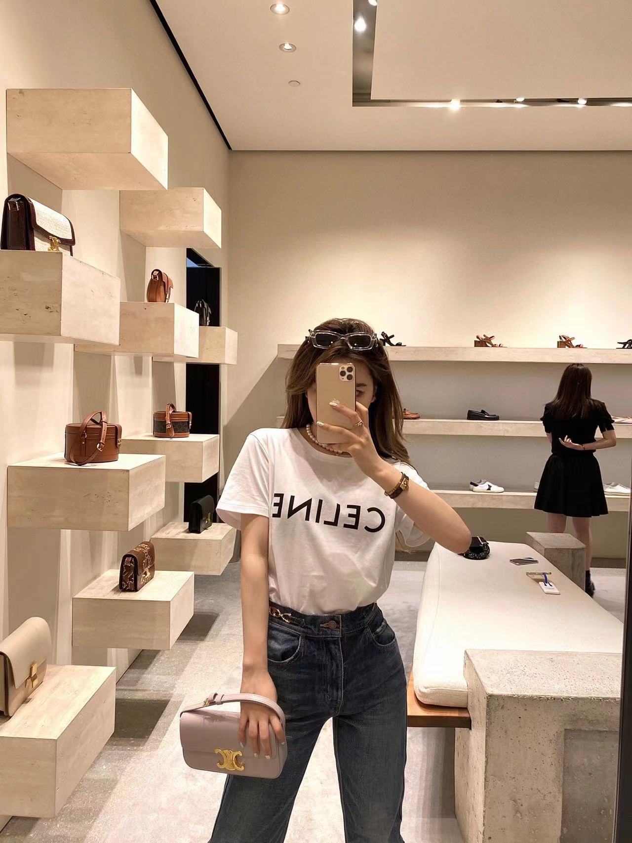 CELINE 2025年春夏新作 クラシックロゴ レタープリント 半袖Tシャツ 【男女兼用】