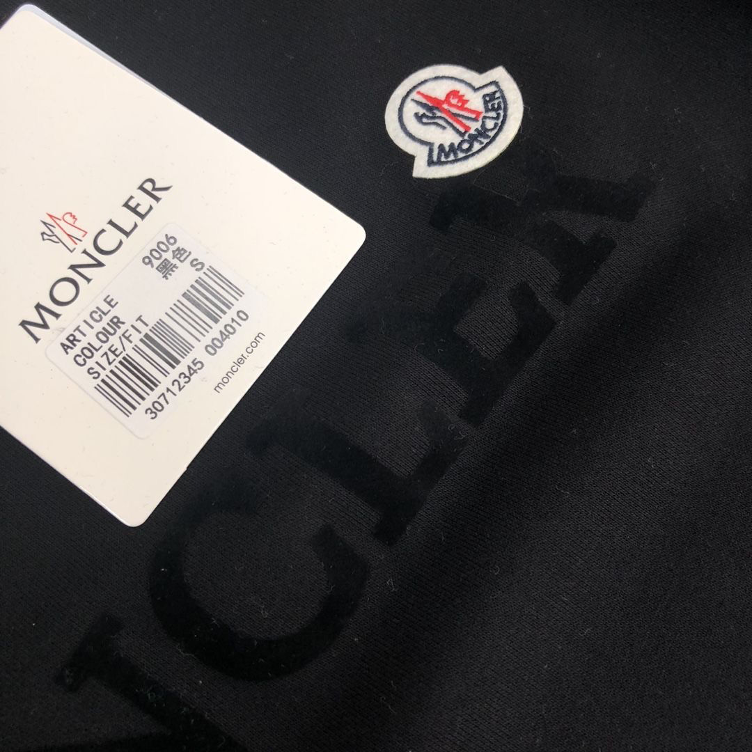 MONCLER モンクレール パーカー トレーナー 長袖 ブランド 丸襟 カジュアル 綿　メンズ