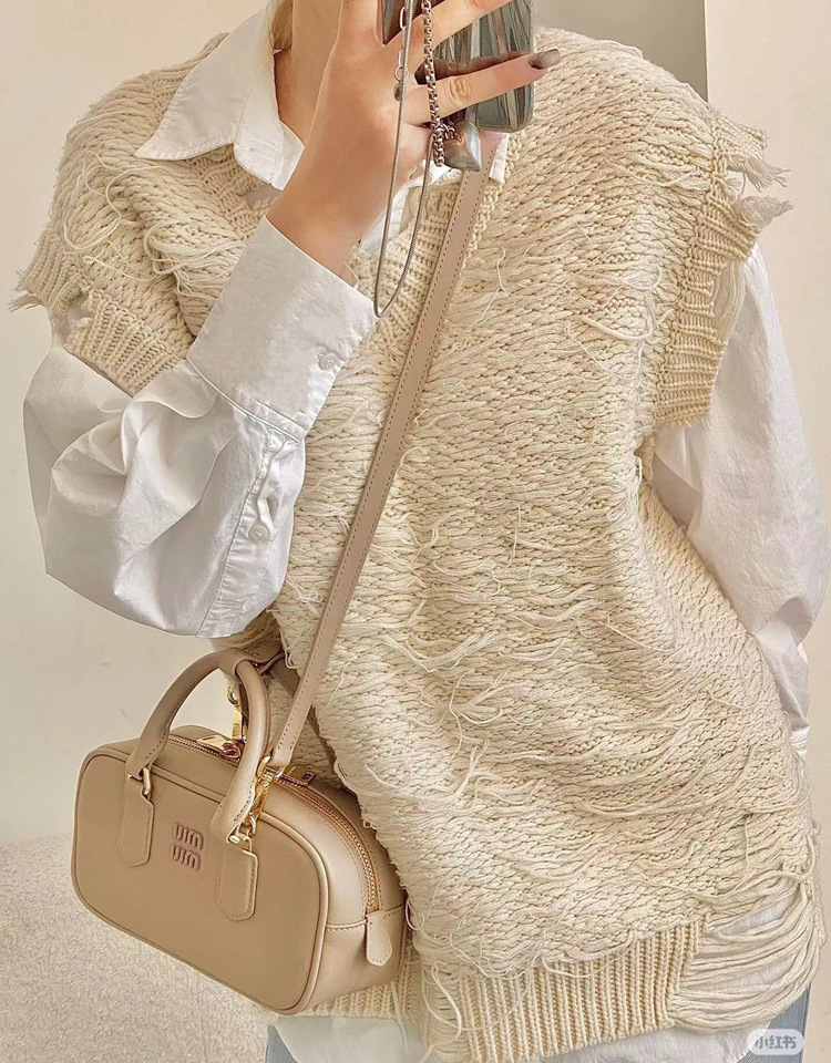 【入手困難/大人気】☆MIUMIU★ミュウミュウ アルカディ ハンドバッグ