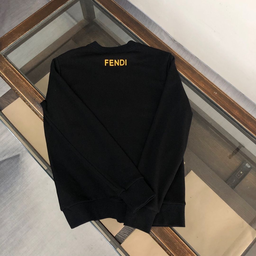 FENDI  パーカー フェンディ プレントおしゃれ 丸首 通勤 通学 メンズ