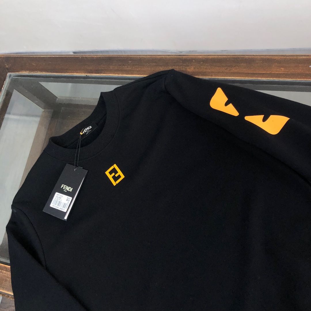 FENDI  パーカー フェンディ おしゃれ 丸首 通勤 通学 秋服 男女兼用