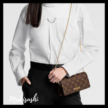 Louis Vuitton  ルイヴィトン  ウォレット オン チェーン・リリー モノグラム